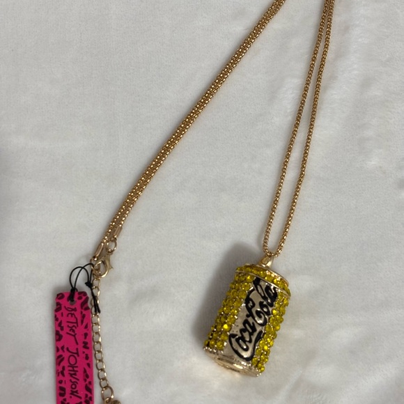 Betsey Johnson Yellow Soda Can Necklace - Picture 1 of 3